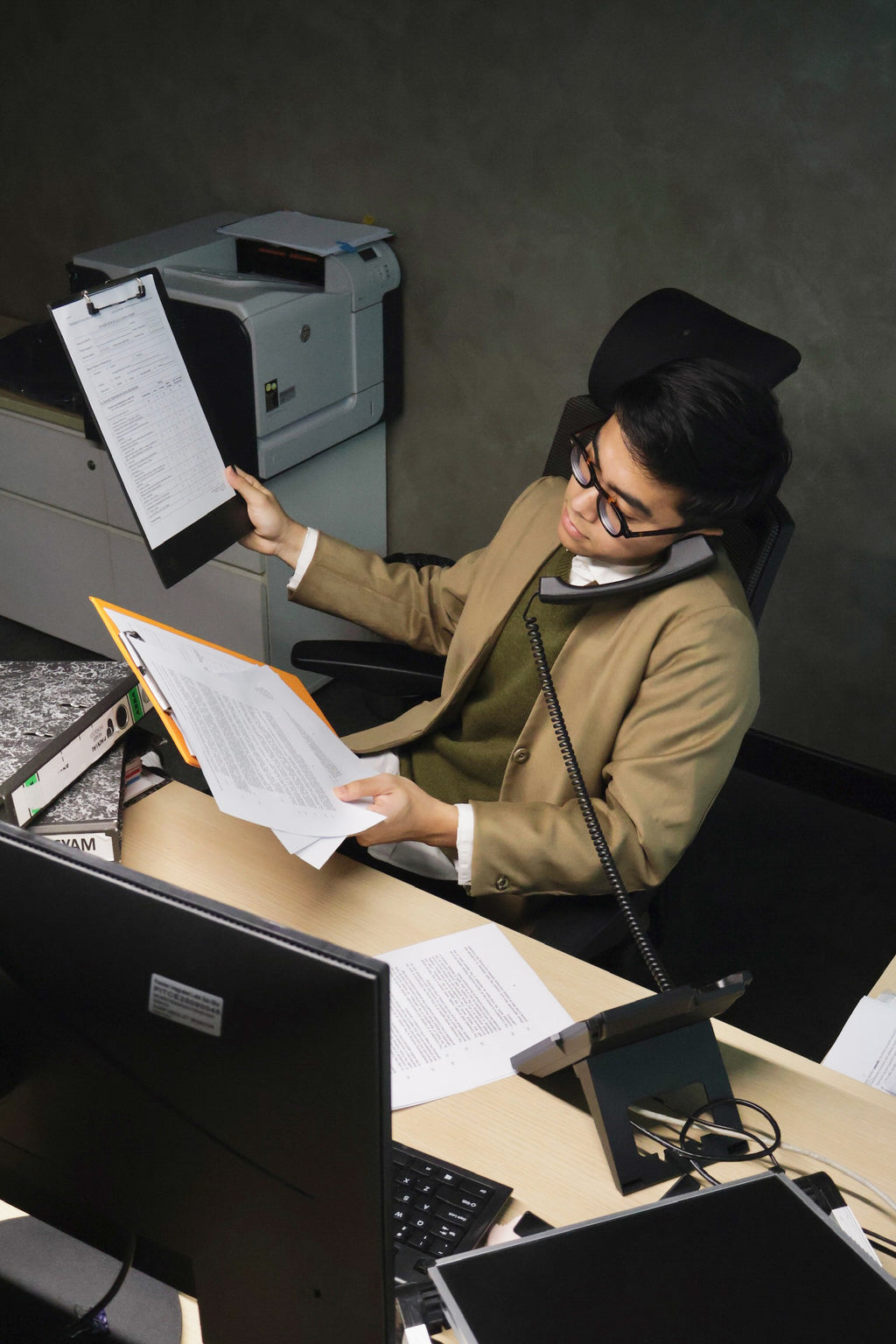 The 1.0 Outer - Caramel Suede