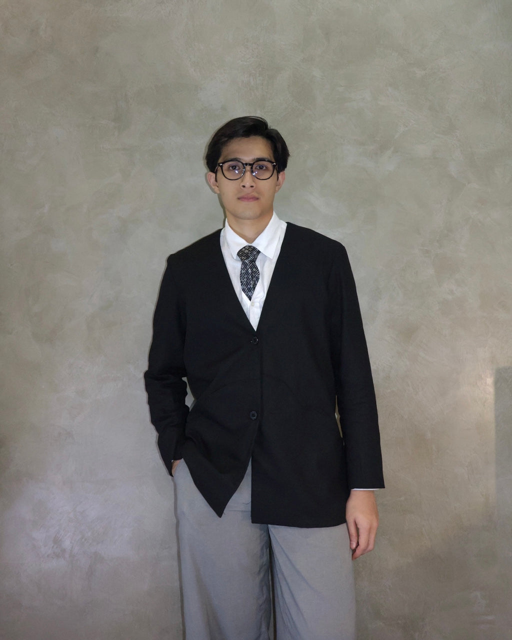 The 1.0 Outer - Black Linen