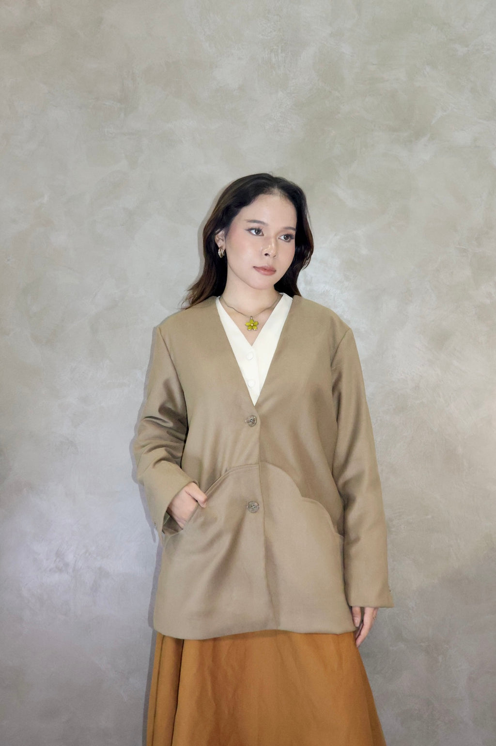 The 1.0 Outer - Caramel Suede